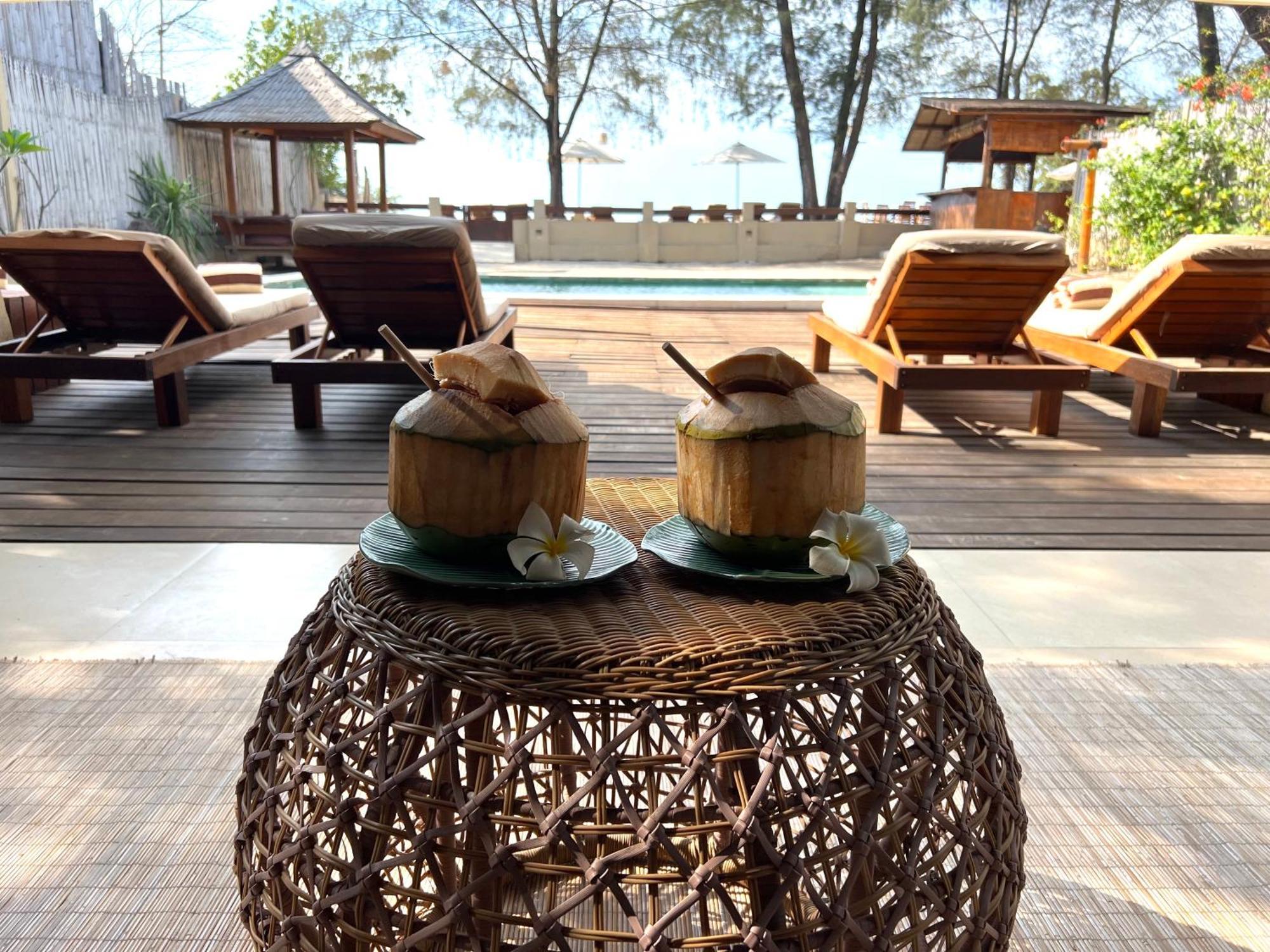 The Gili Beach Resort Gili Trawangan Luaran gambar