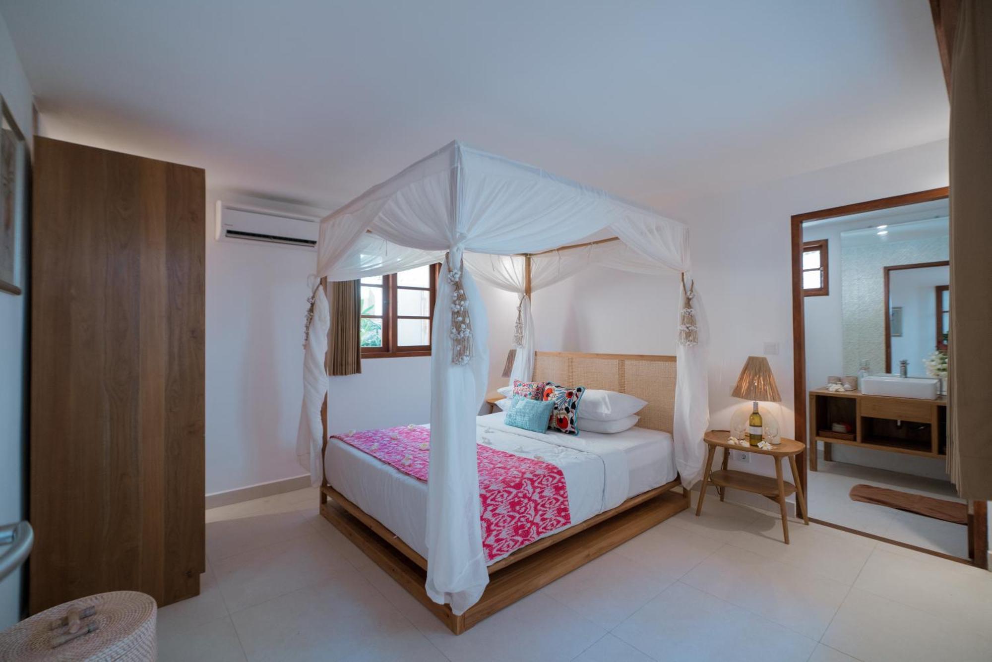 The Gili Beach Resort Gili Trawangan Luaran gambar