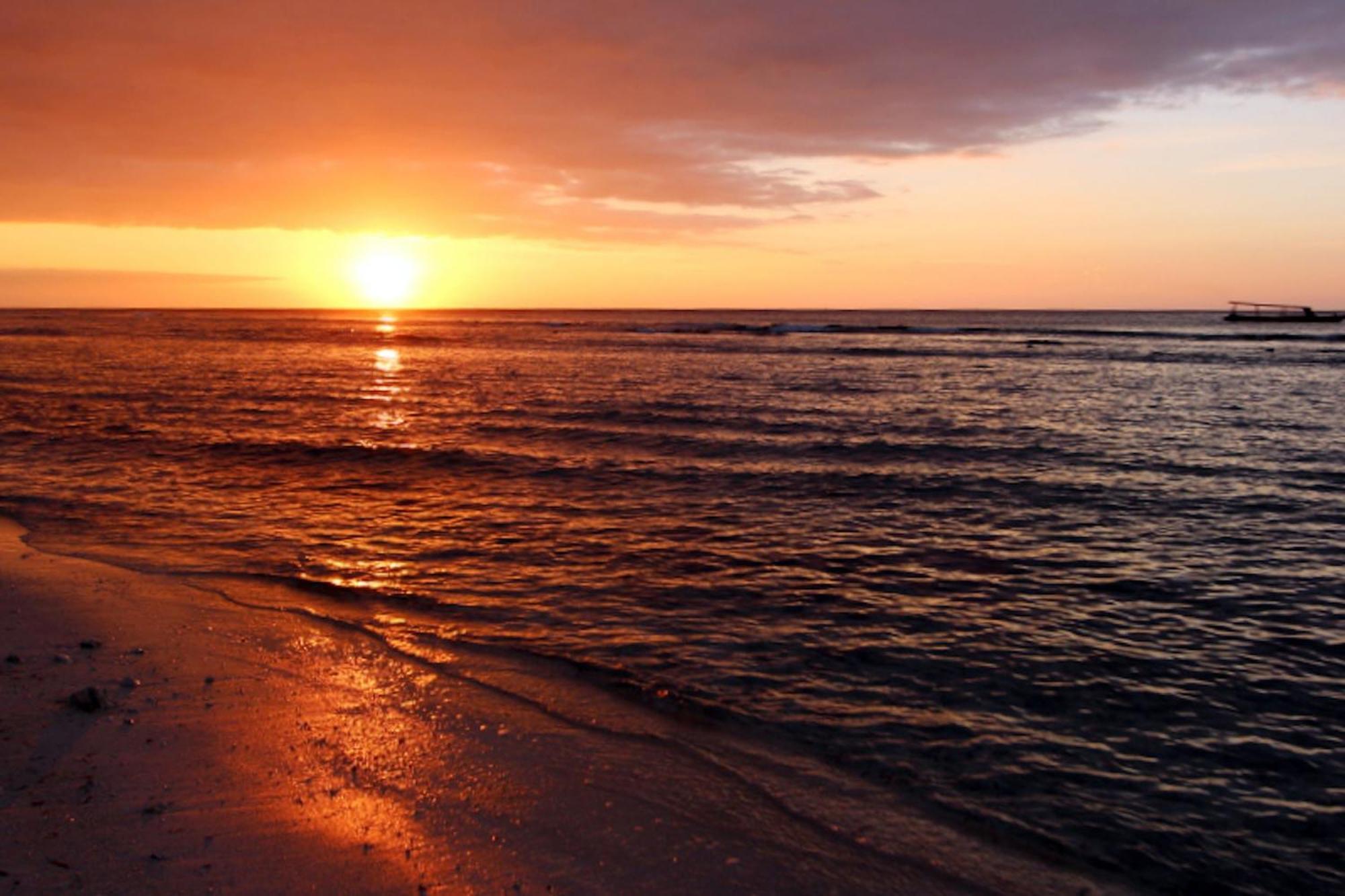 The Gili Beach Resort Gili Trawangan Luaran gambar