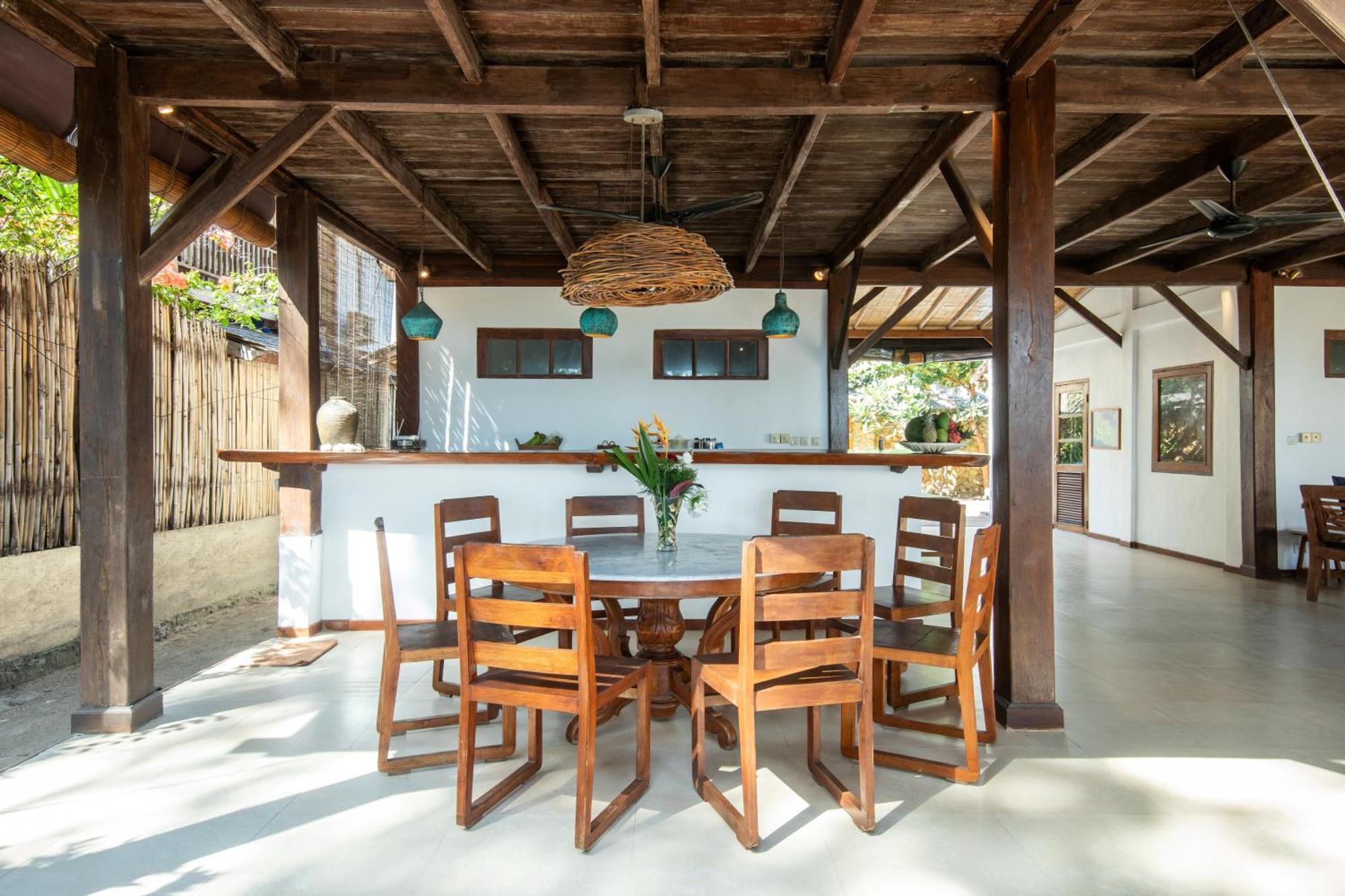 The Gili Beach Resort Gili Trawangan Luaran gambar