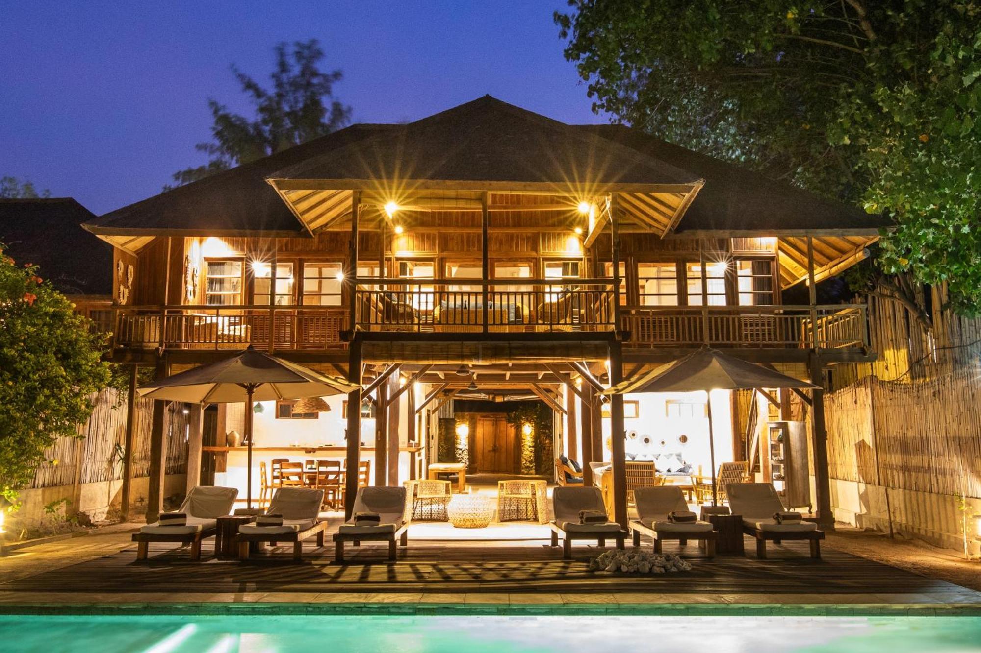 The Gili Beach Resort Gili Trawangan Luaran gambar